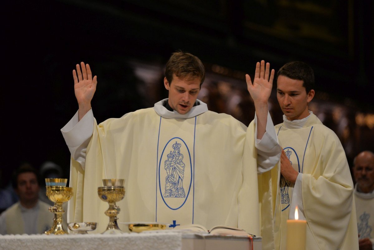 Messe des nouveaux prêtres à Notre-Dame des Victoires. © Marie-Christine Bertin / Diocèse de Paris.