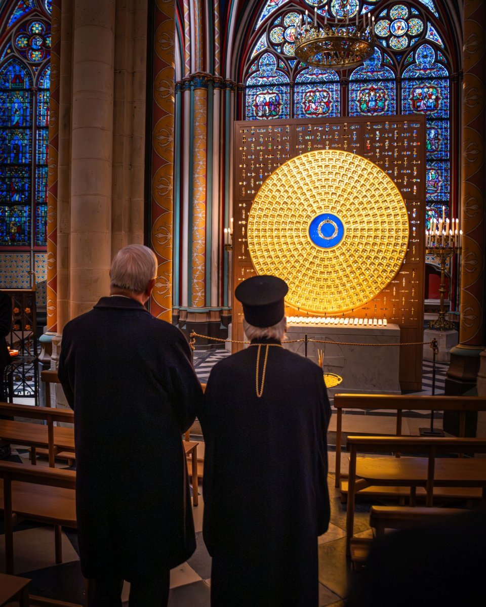 Visite de la cathédrale Notre-Dame de Paris par Sa Toute-Sainteté le (…). © Liam Hoarau / Diocèse de Paris.