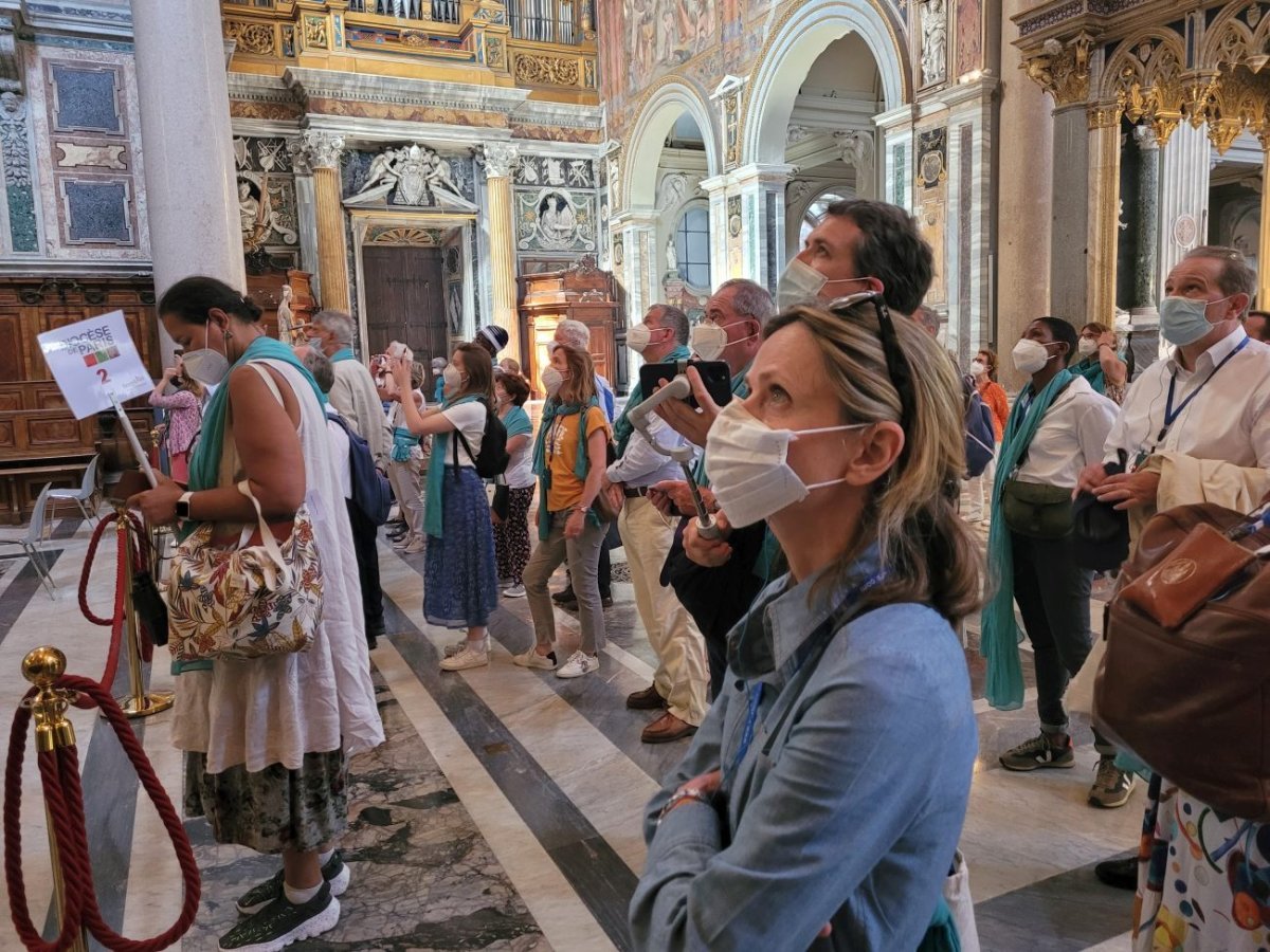 Pèlerinage diocésain à Rome pour la canonisation de Charles de Foucauld. © Charlotte Reynaud / Diocèse de Paris.