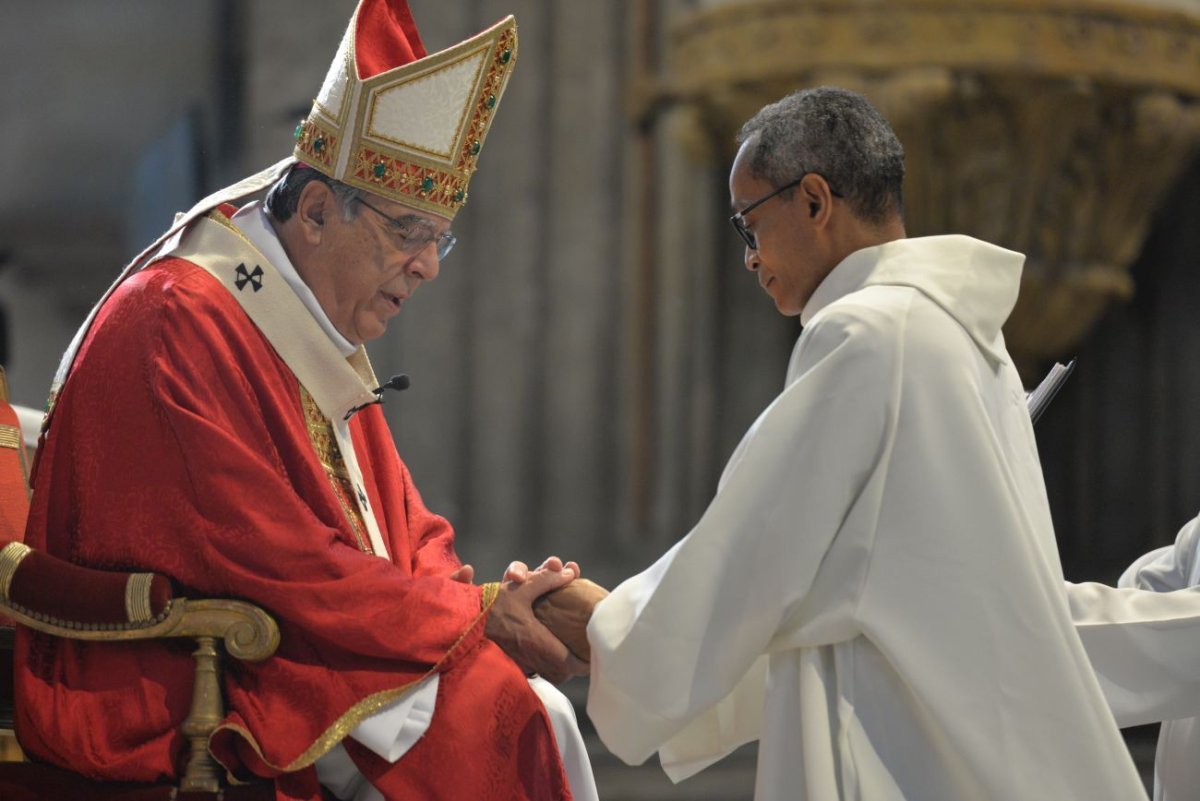 Ordinations des diacres permanents 2021. © Marie-Christine Bertin / Diocèse de Paris.
