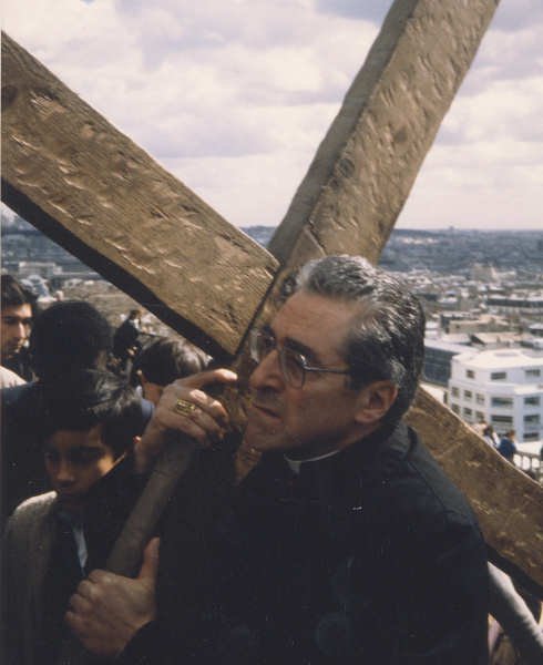 Célébration du Vendredi saint. En 1981. © D. R..
