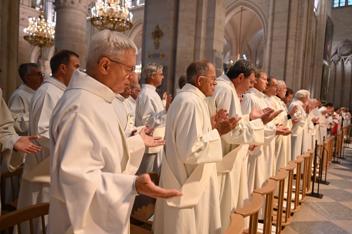 Ordinations des diacres permanents 2025. © Marie-Christine Bertin / Diocese de Paris.