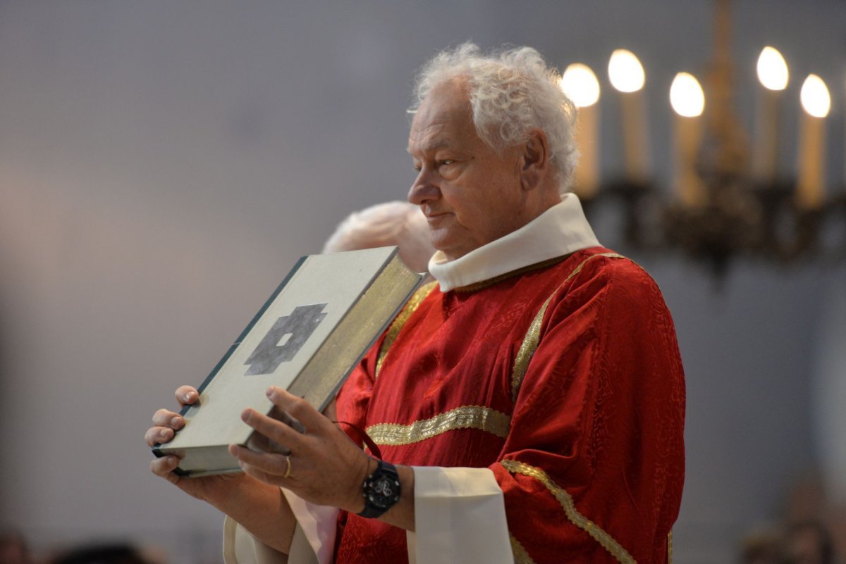 Ordinations des diacres permanents 2022. © Marie-Christine Bertin / Diocèse de Paris.