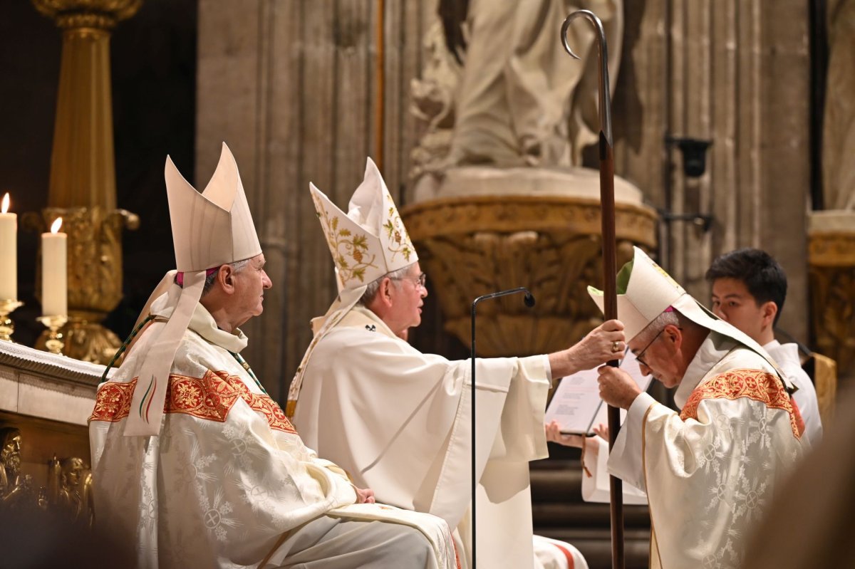 Ordination épiscopale de Mgr Emmanuel Tois. © Marie-Christine Bertin / Diocèse de Paris.