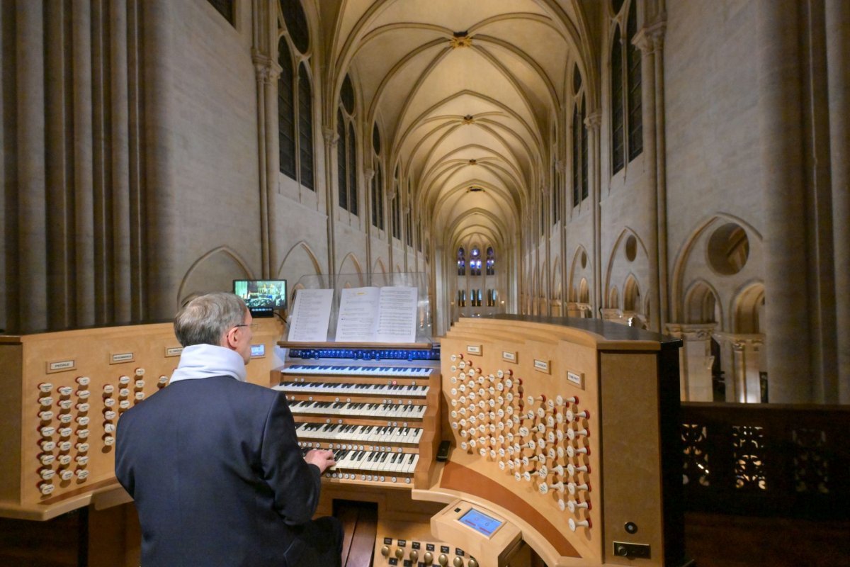 Office de réouverture de Notre-Dame de Paris. © Julio Piatti / Notre-Dame de Paris.