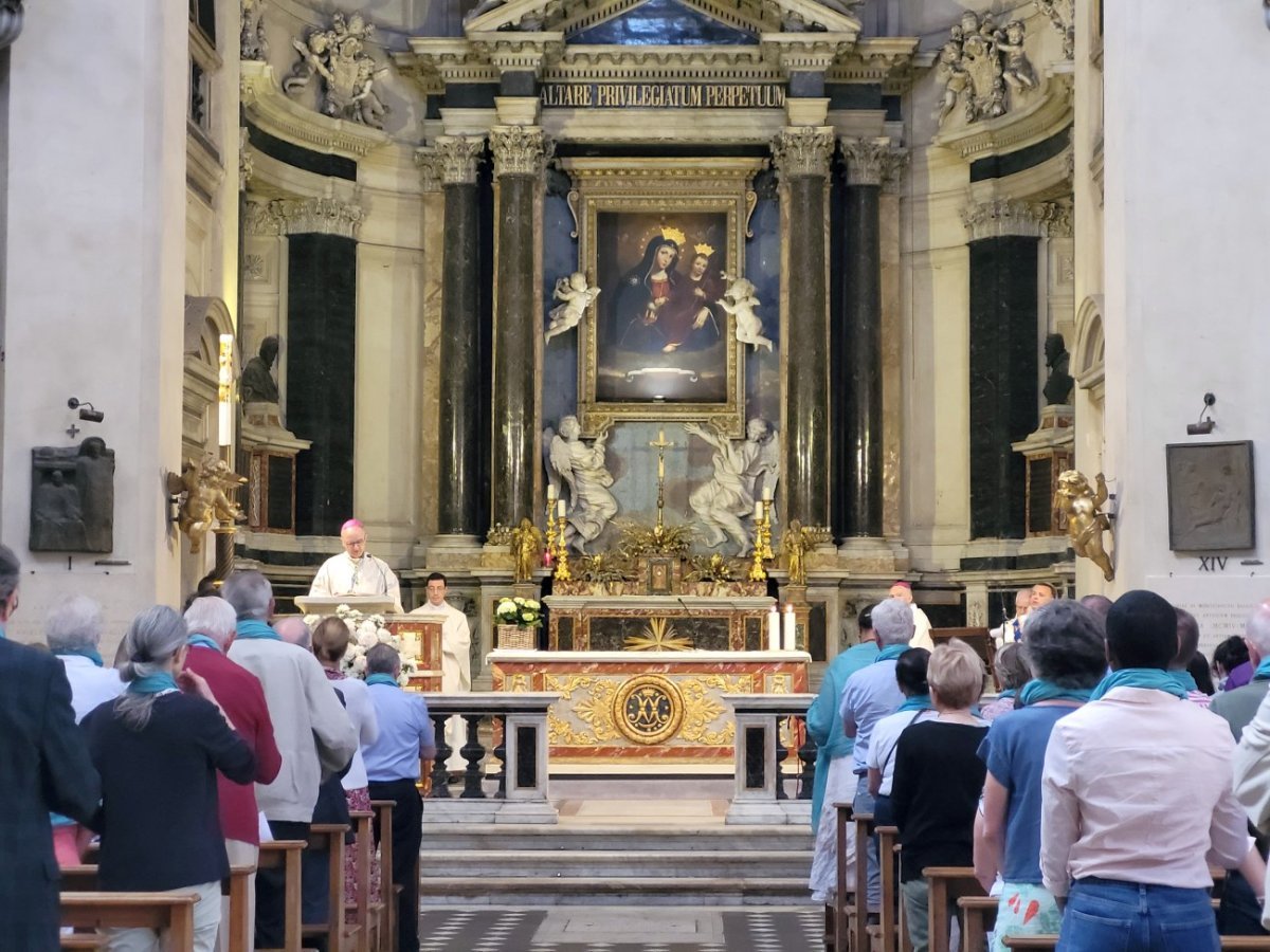 Pèlerinage diocésain à Rome pour la canonisation de Charles de Foucauld. © Charlotte Reynaud / Diocèse de Paris.
