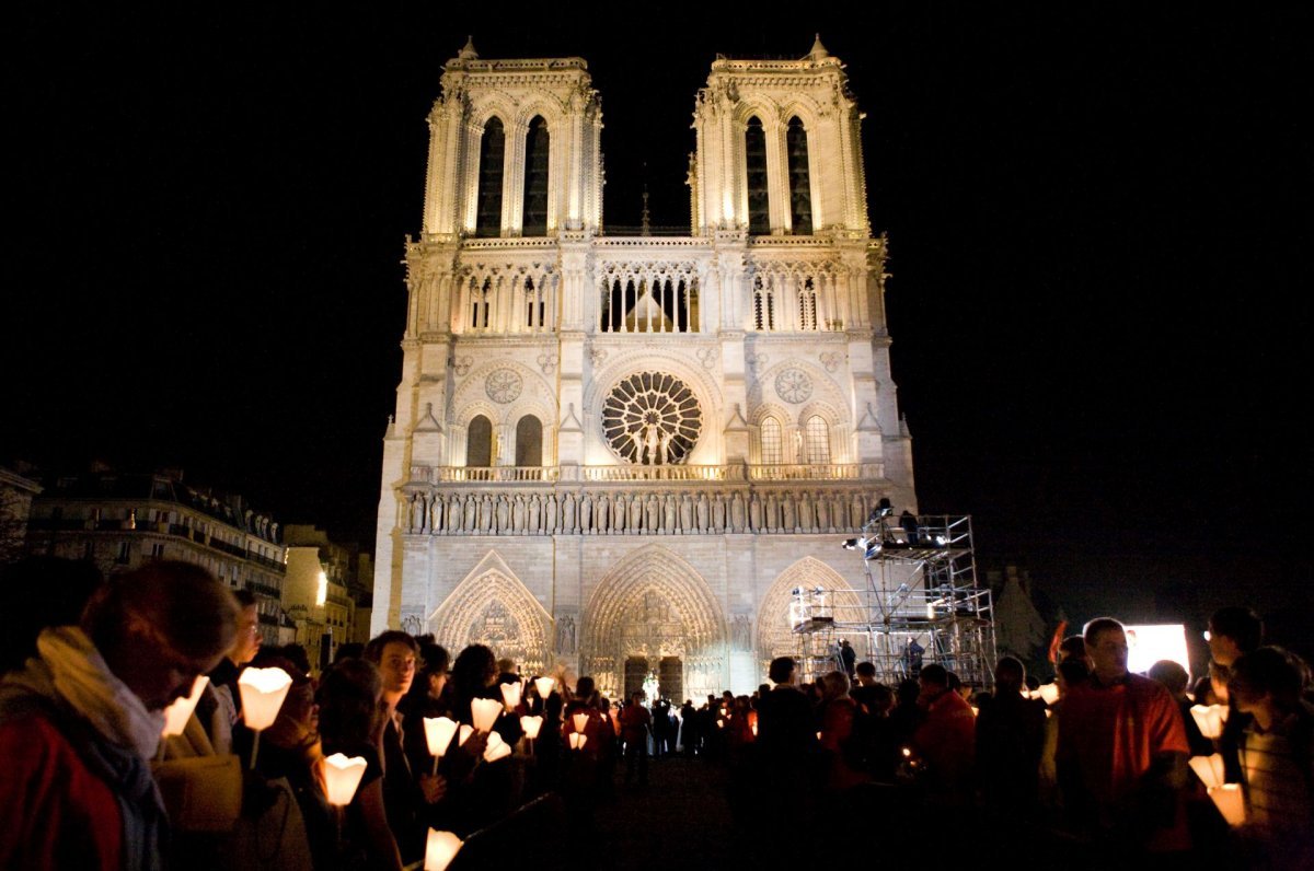 Chemin de Lumière à minuit. © Virginia Castro / Ciric – Reproduction interdite.