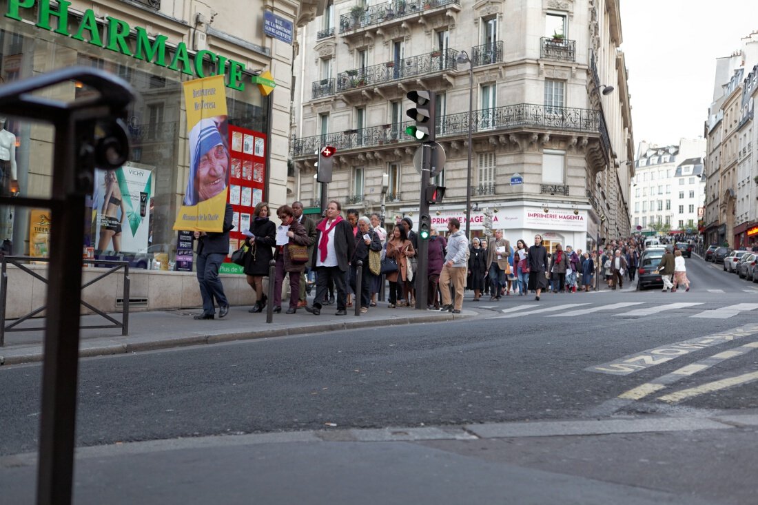 Marche méditative vers Notre-Dame de Paris. © Yannick Boschat / Diocèse de Paris.
