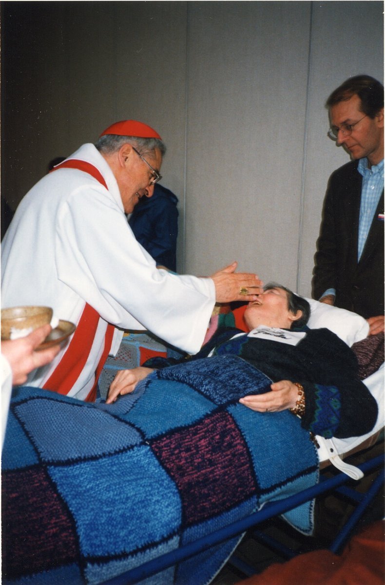 À Lourdes. Années 1990. © D. R..
