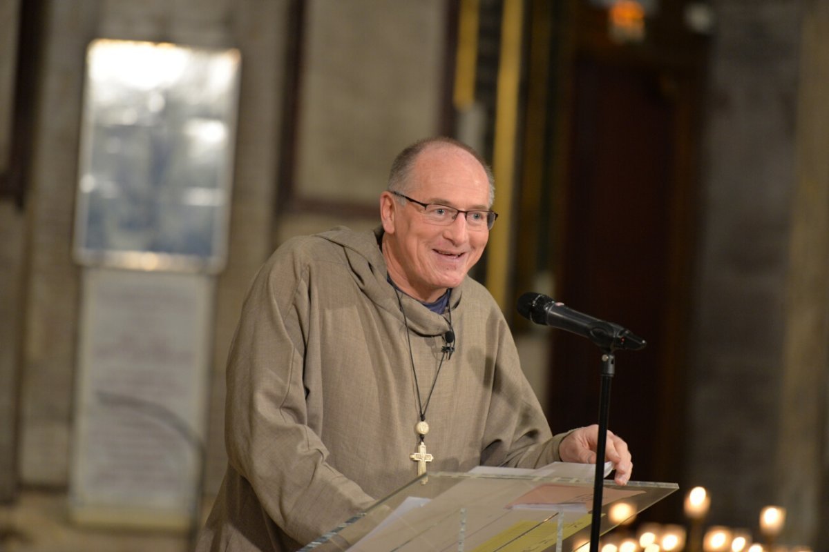 Conférence du père Nicolas Buttet à Notre-Dame des Victoires. © Marie-Christine Bertin / Diocèse de Paris.