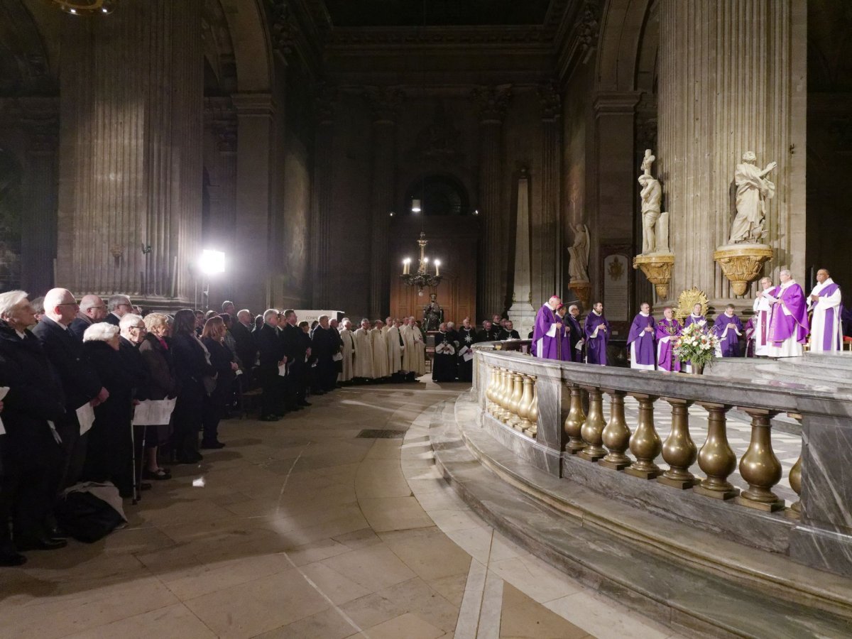 Messe d'action de grâce pour Benoît XVI à Saint-Sulpice. © Yannick Boschat / Diocèse de Paris.