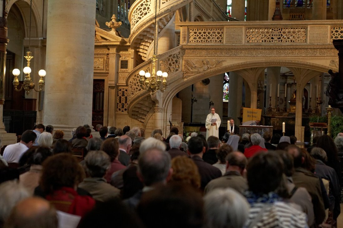 Prière méditative dans les églises proches de l'île de la Cité.. © Yannick Boschat / Diocèse de Paris.