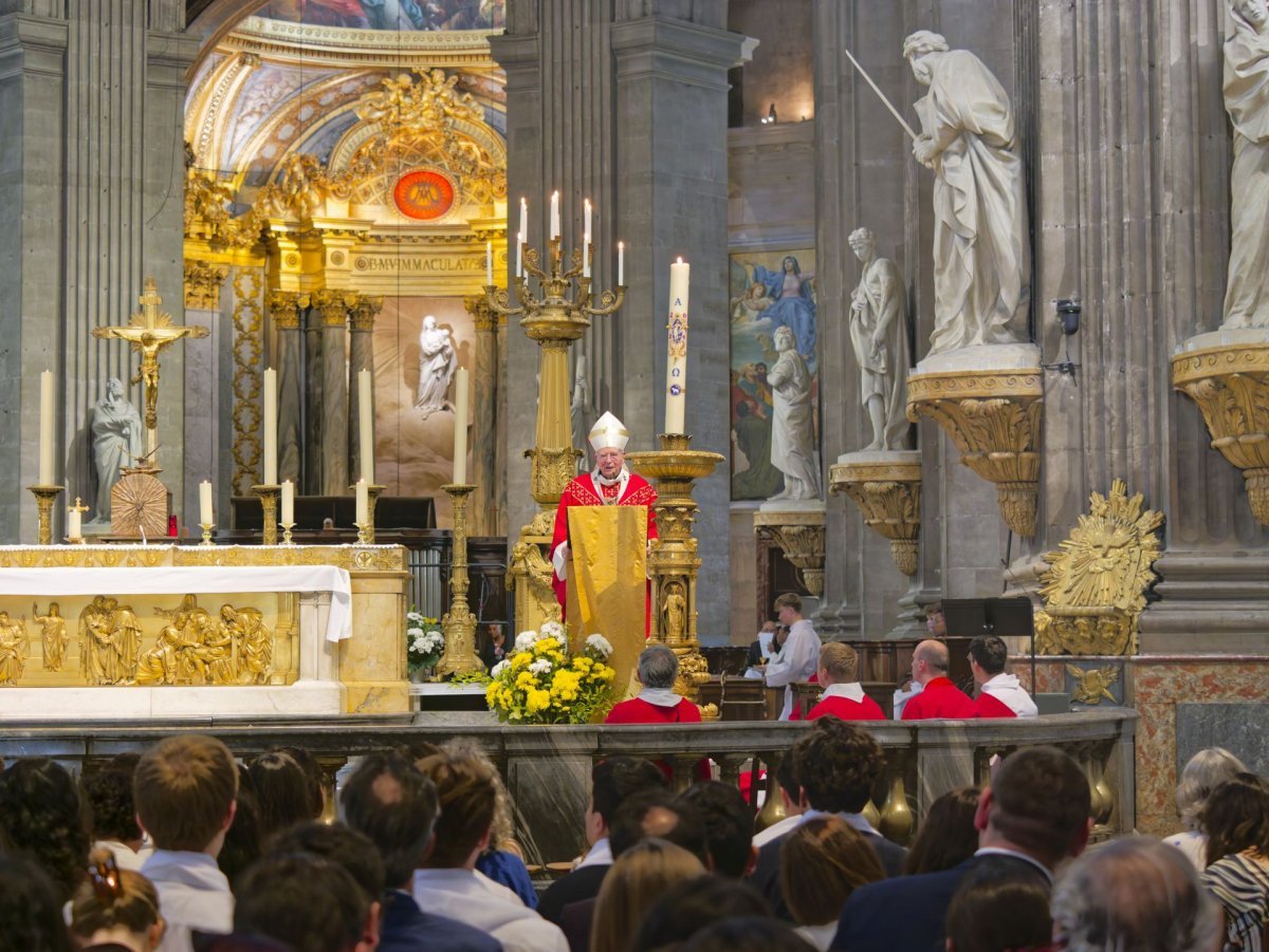 Confirmations d'adultes en mai 2026. Célébration du samedi 23 mai à 15h. © Yannick Boschat / Diocèse de Paris.