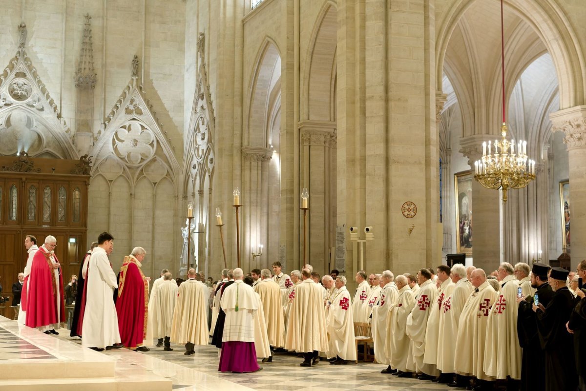 Retour de la Couronne d'épines à Notre-Dame de Paris. © Trung Hieu Do / Diocèse de Paris.