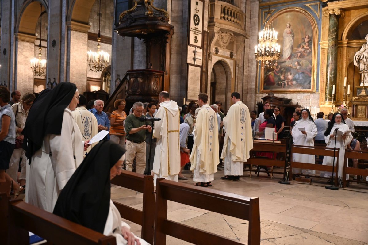 Messe des nouveaux prêtres à Notre-Dame des Victoires. © Marie-Christine Bertin / Diocèse de Paris.