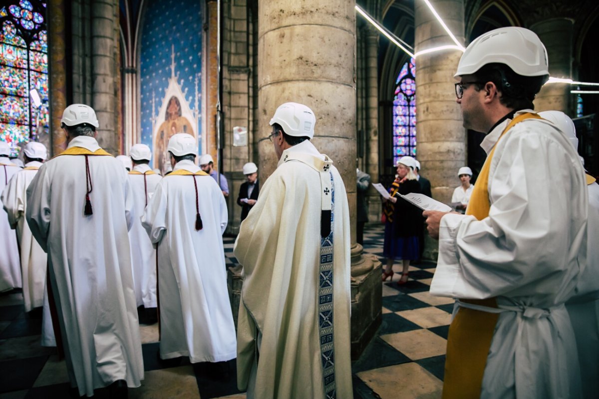 Messe de la Dédicace de la cathédrale Notre-Dame de Paris. © Guillaume Poli / CIRIC.
