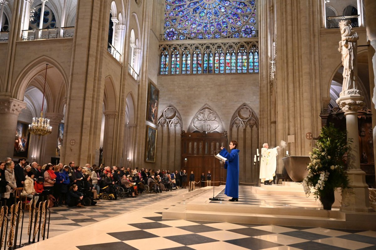 Messe en présence d'associations caritatives et ceux qu'elles (…). © Marie-Christine Bertin / Diocèse de Paris.